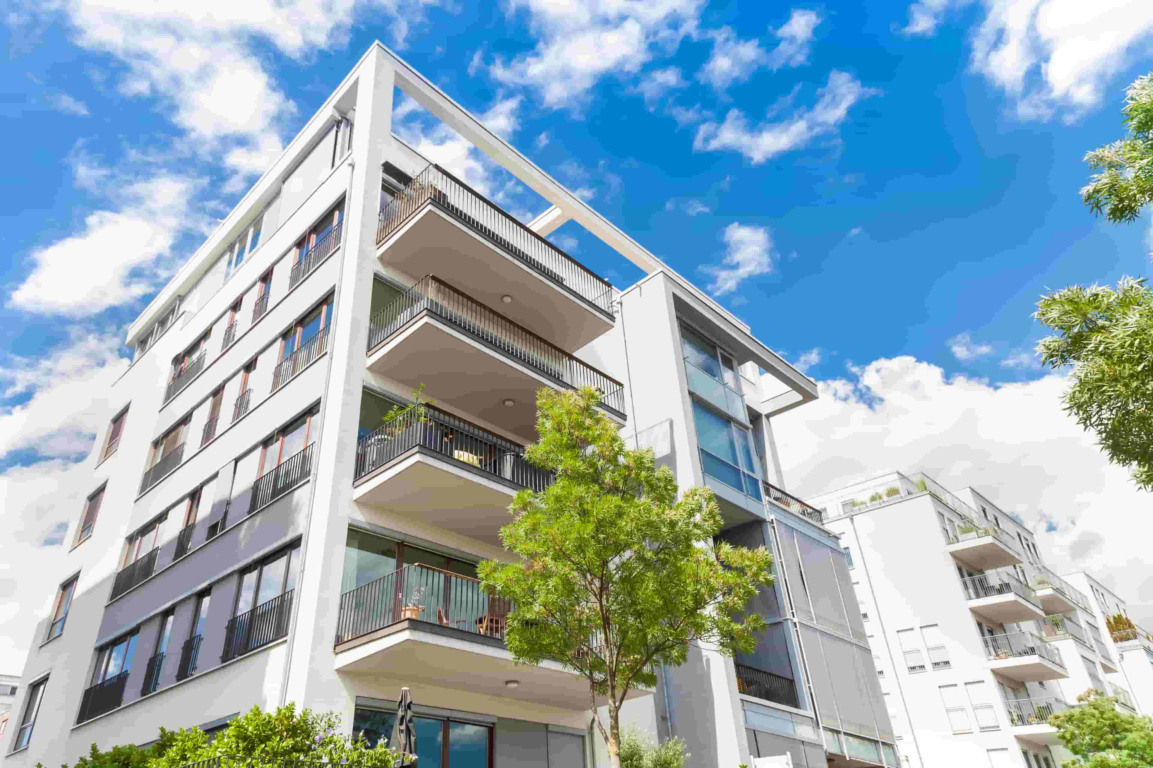 お金がない大学生でも一人暮らしできる!?はじめる方法や金欠を防ぐための対処法を紹介!